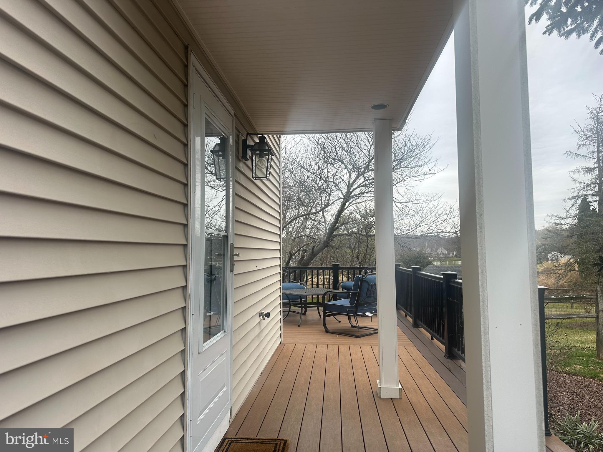 HILLTOWN WOODS - Residential