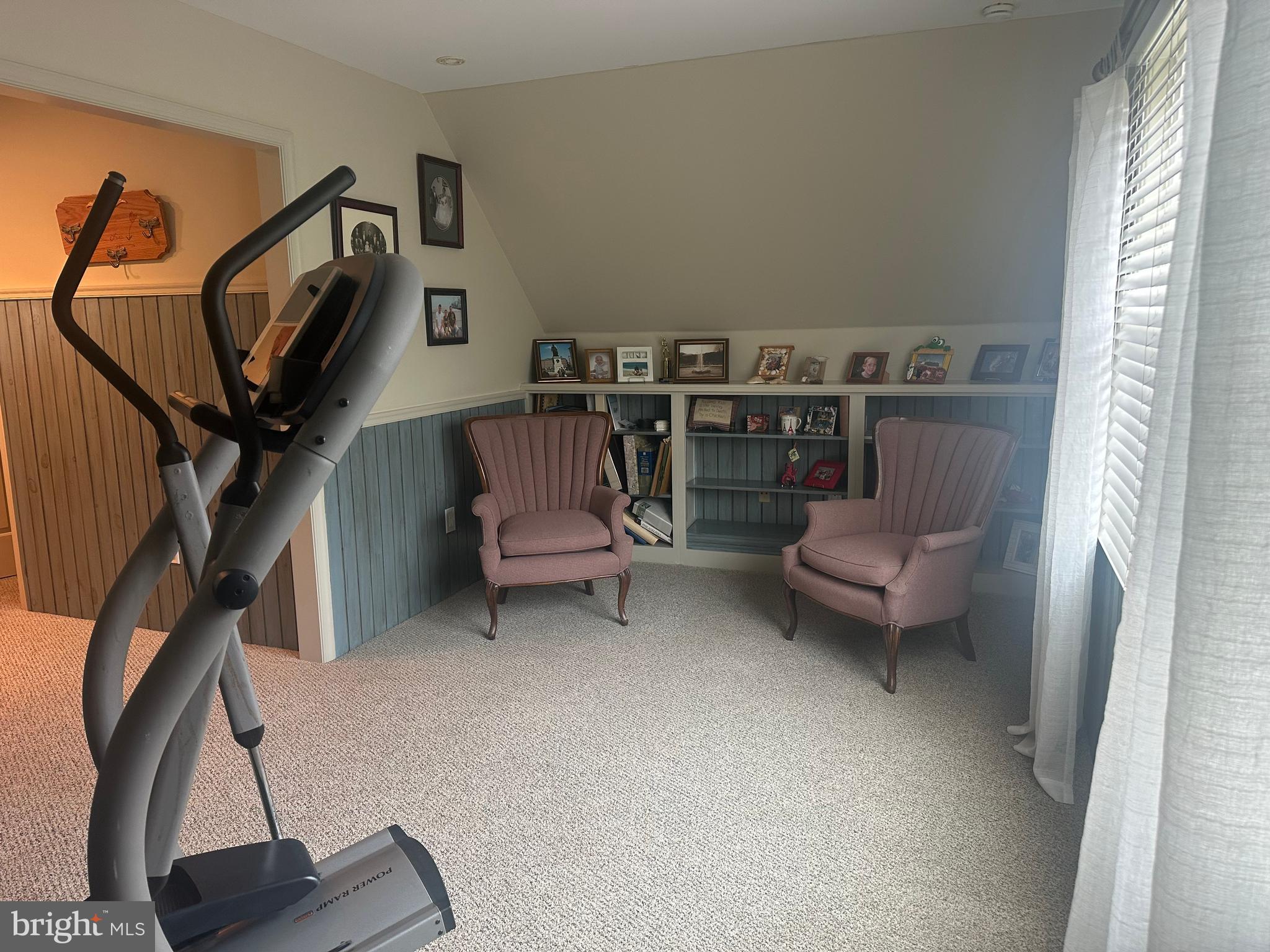 HILLTOWN WOODS - Residential