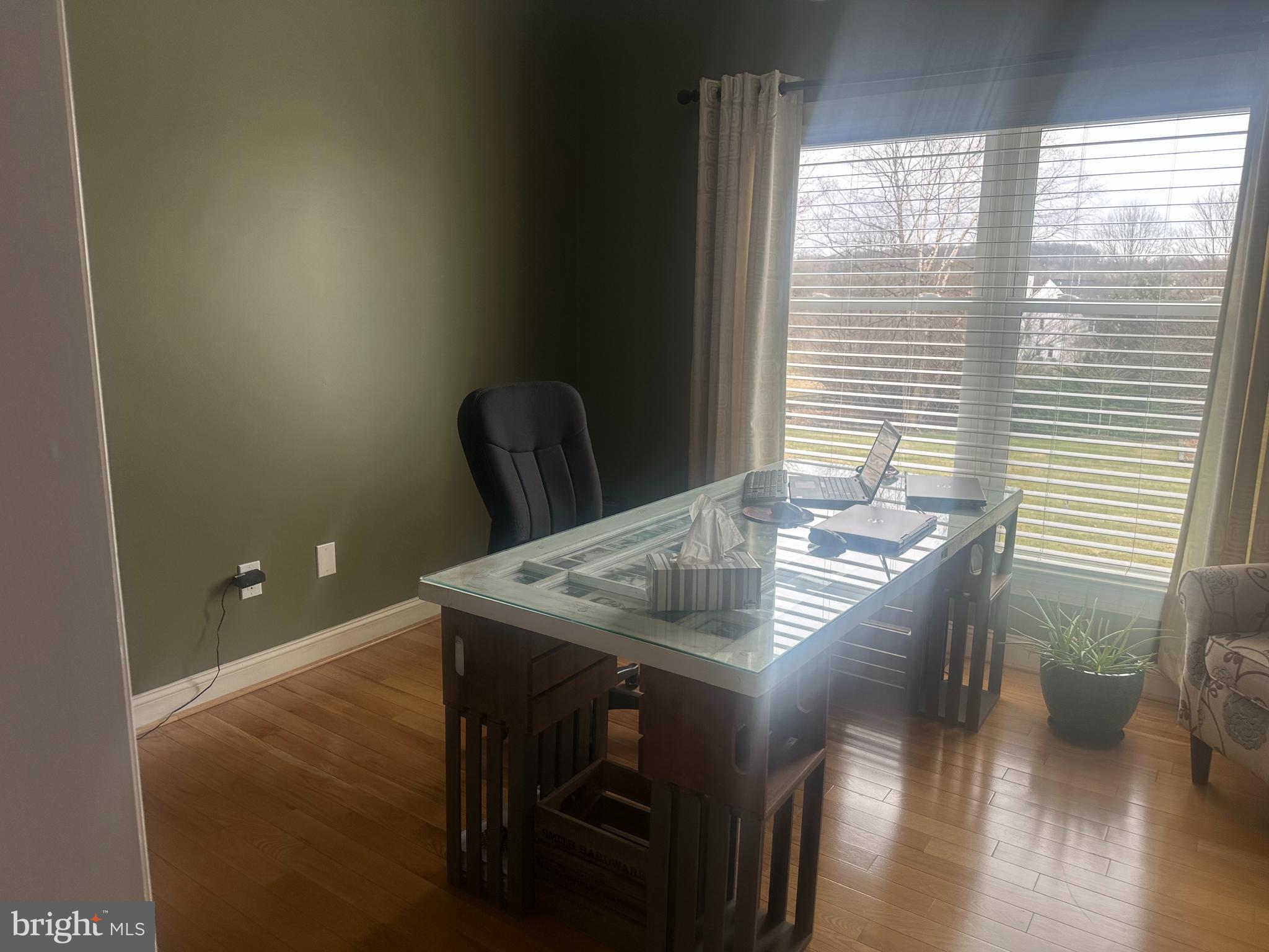 HILLTOWN WOODS - Residential