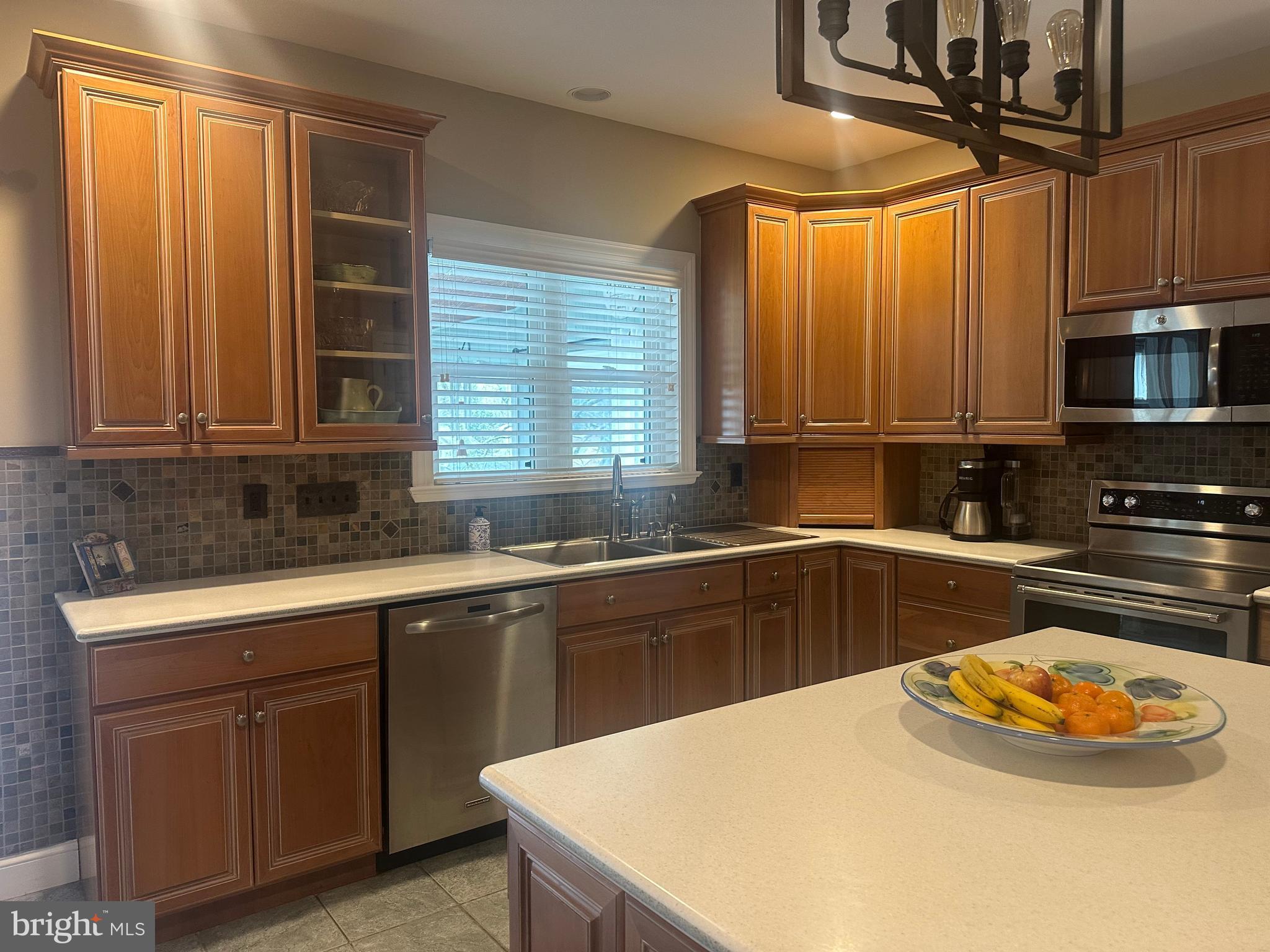 HILLTOWN WOODS - Residential