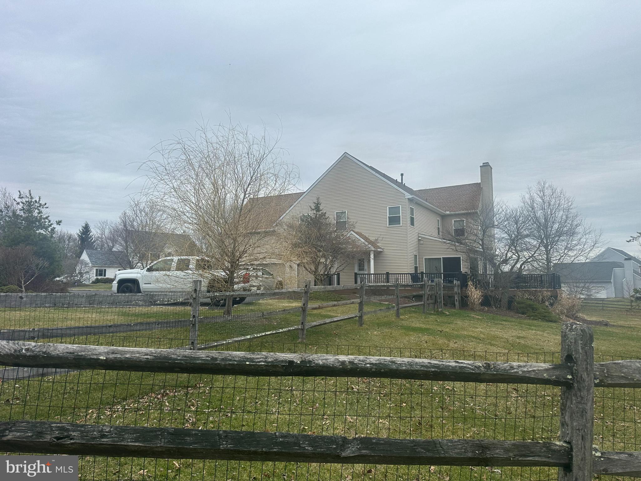 HILLTOWN WOODS - Residential