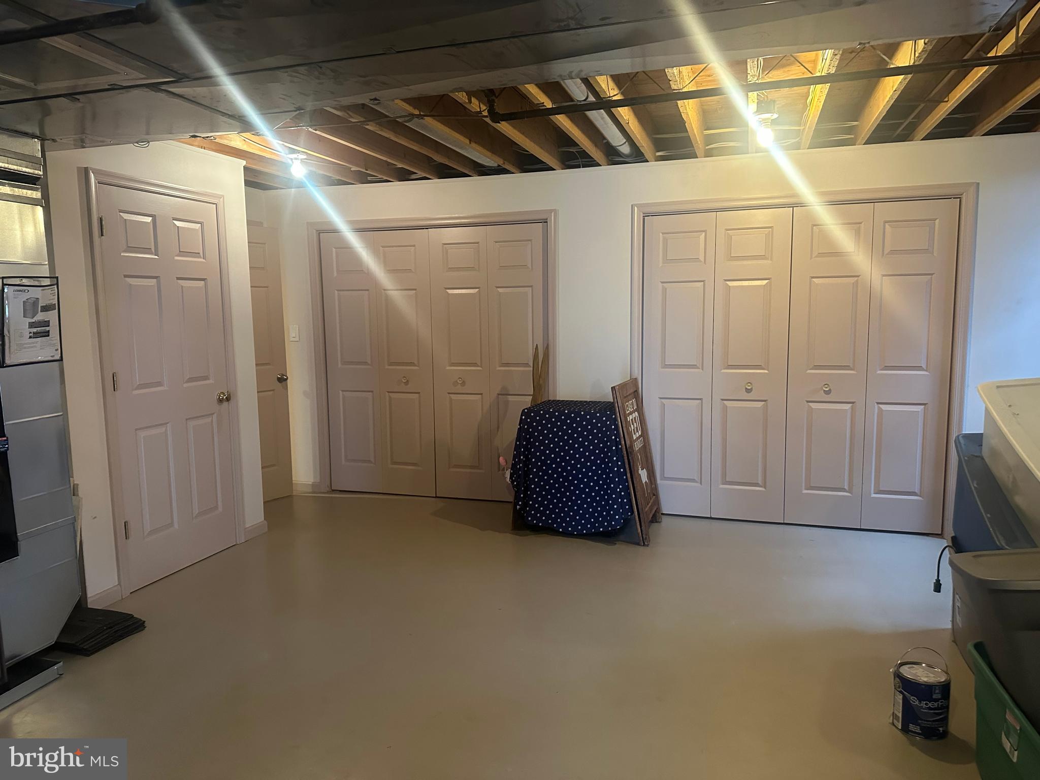 HILLTOWN WOODS - Residential