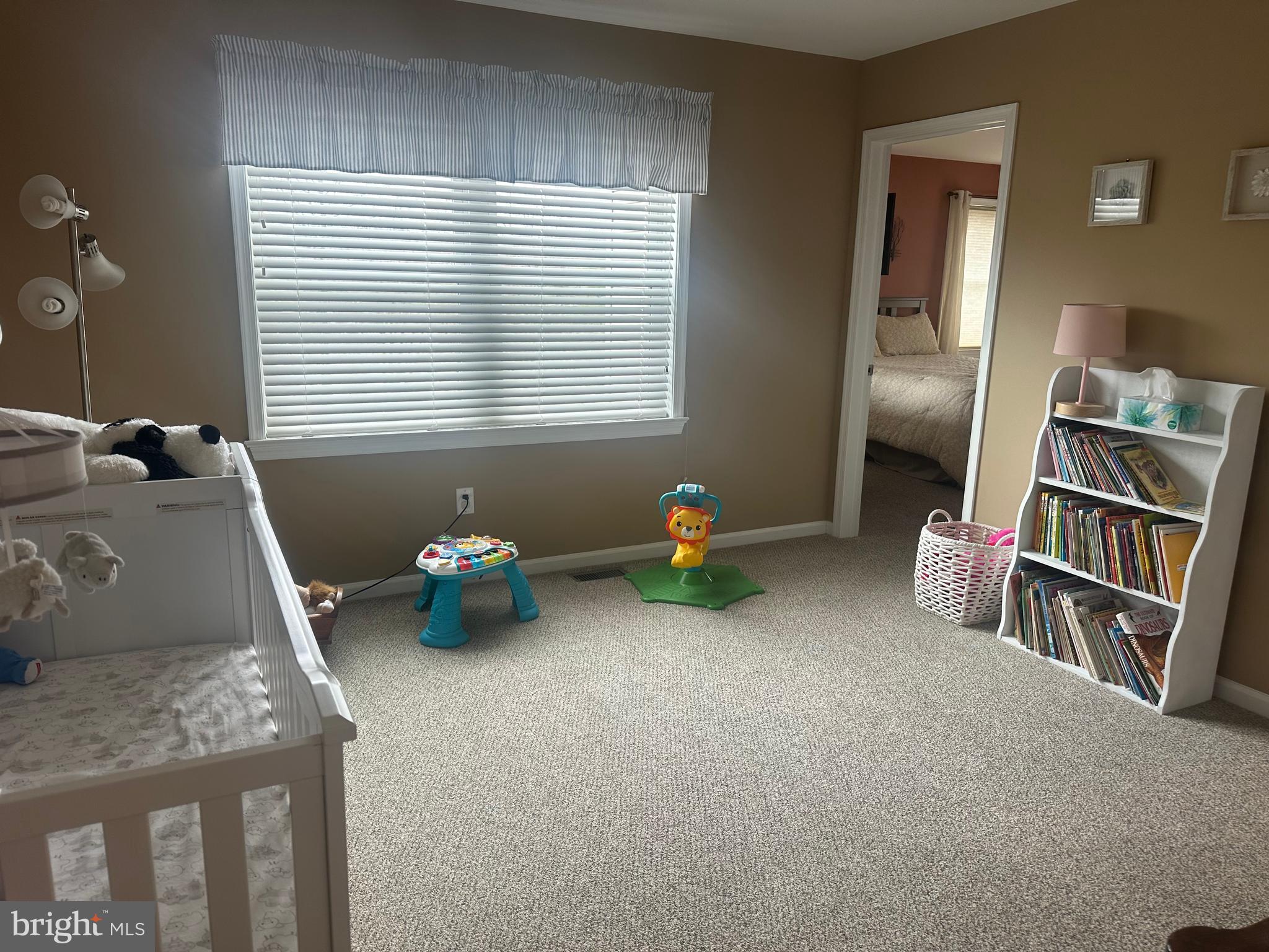 HILLTOWN WOODS - Residential