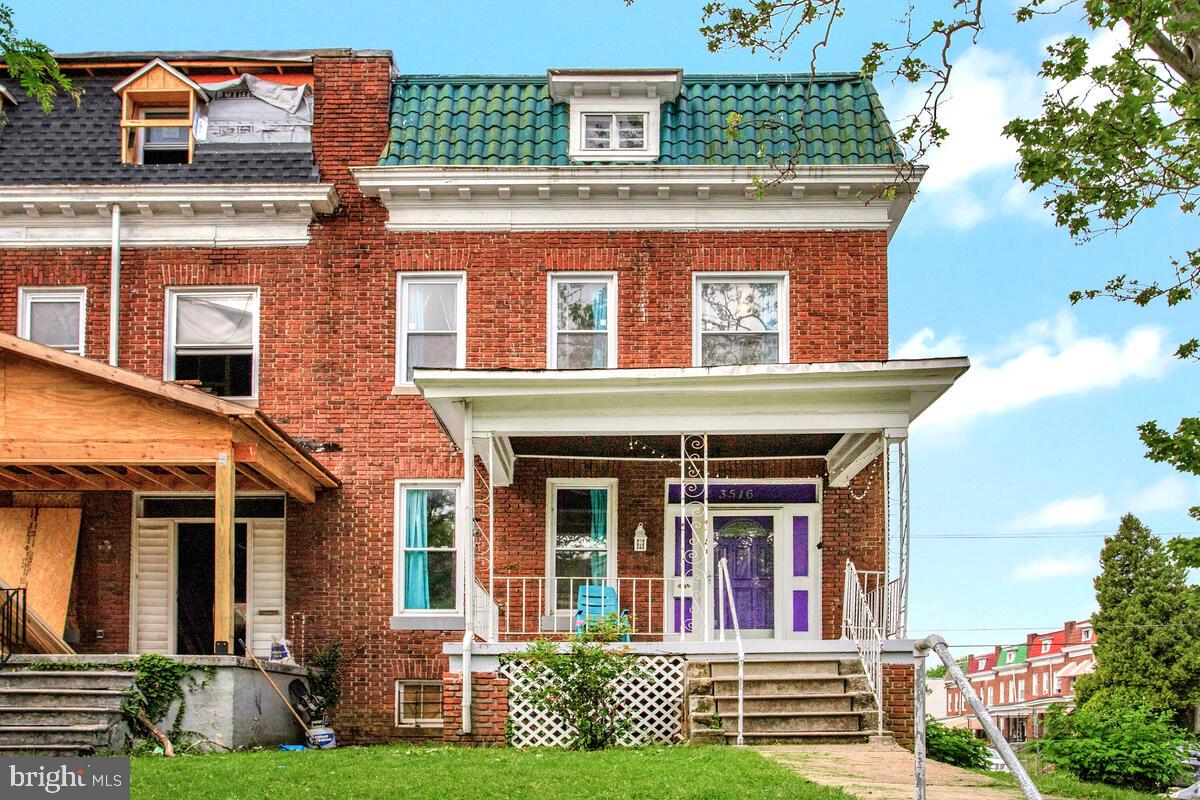 3516 Reisterstown Road, Baltimore, MD, Corner Lot | Spacious Interior | Prime Location
Welcome to 3516 Reisterstown Road—a spacious and light-filled corner property that’s ready to become home for its next owner! This charming house offers an abundance of natural light throughout, with generous room sizes and plenty of space for comfortable living, entertaining, or working from home.
Conveniently located near shopping centers, public transportation, and major commuter routes, this home makes daily errands and city commuting a breeze. Whether you’re a first-time buyer or looking for more space, this property is a fantastic opportunity to own in a well-connected Baltimore neighborhood.
Don’t miss out—schedule your showing today and imagine the possibilities at 3516 Reisterstown Road!