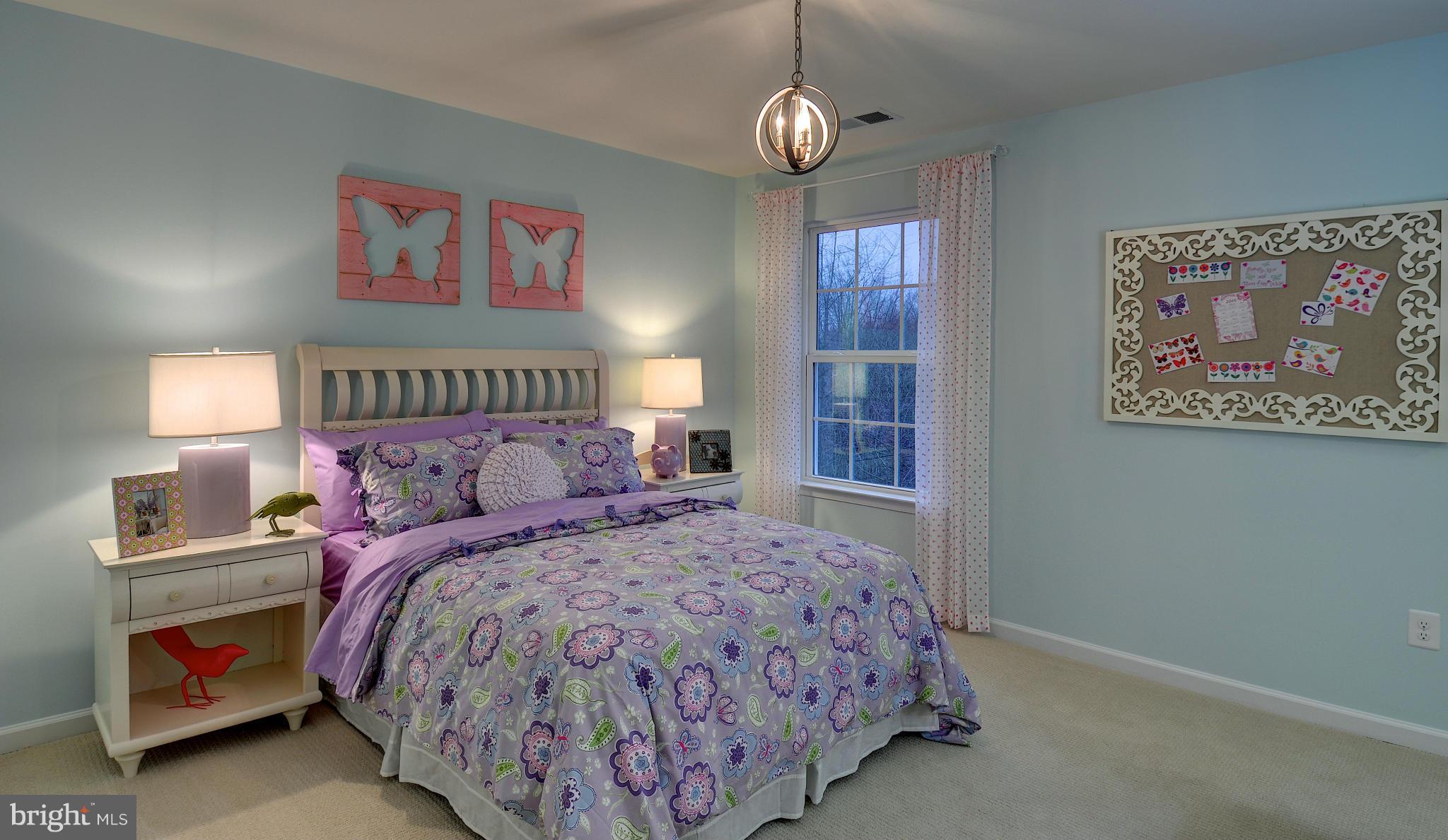 OAKMONT OVERLOOK - Residential