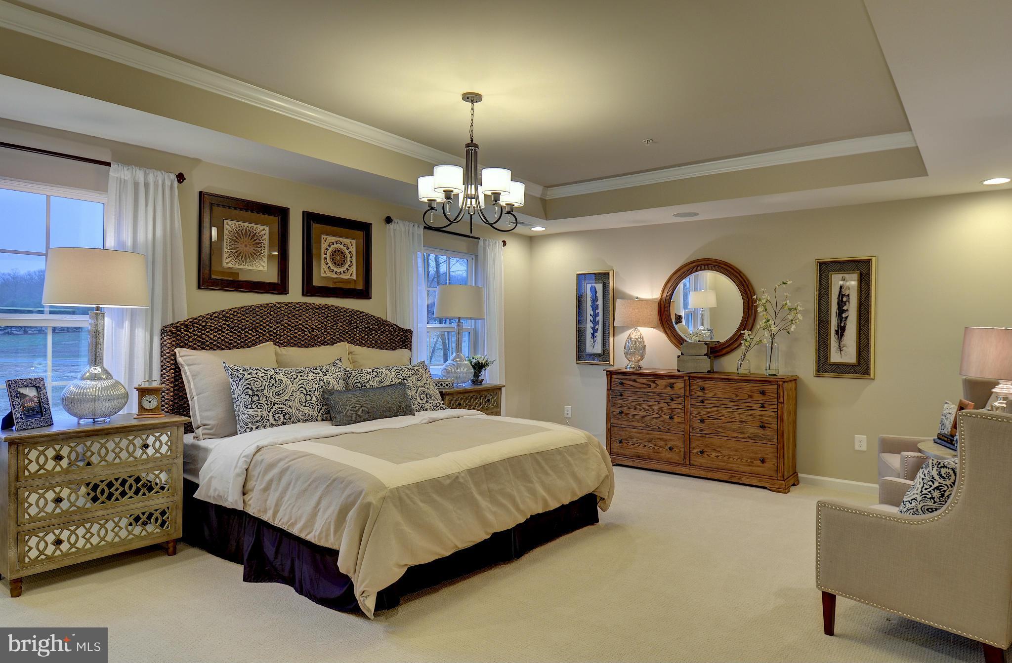 OAKMONT OVERLOOK - Residential