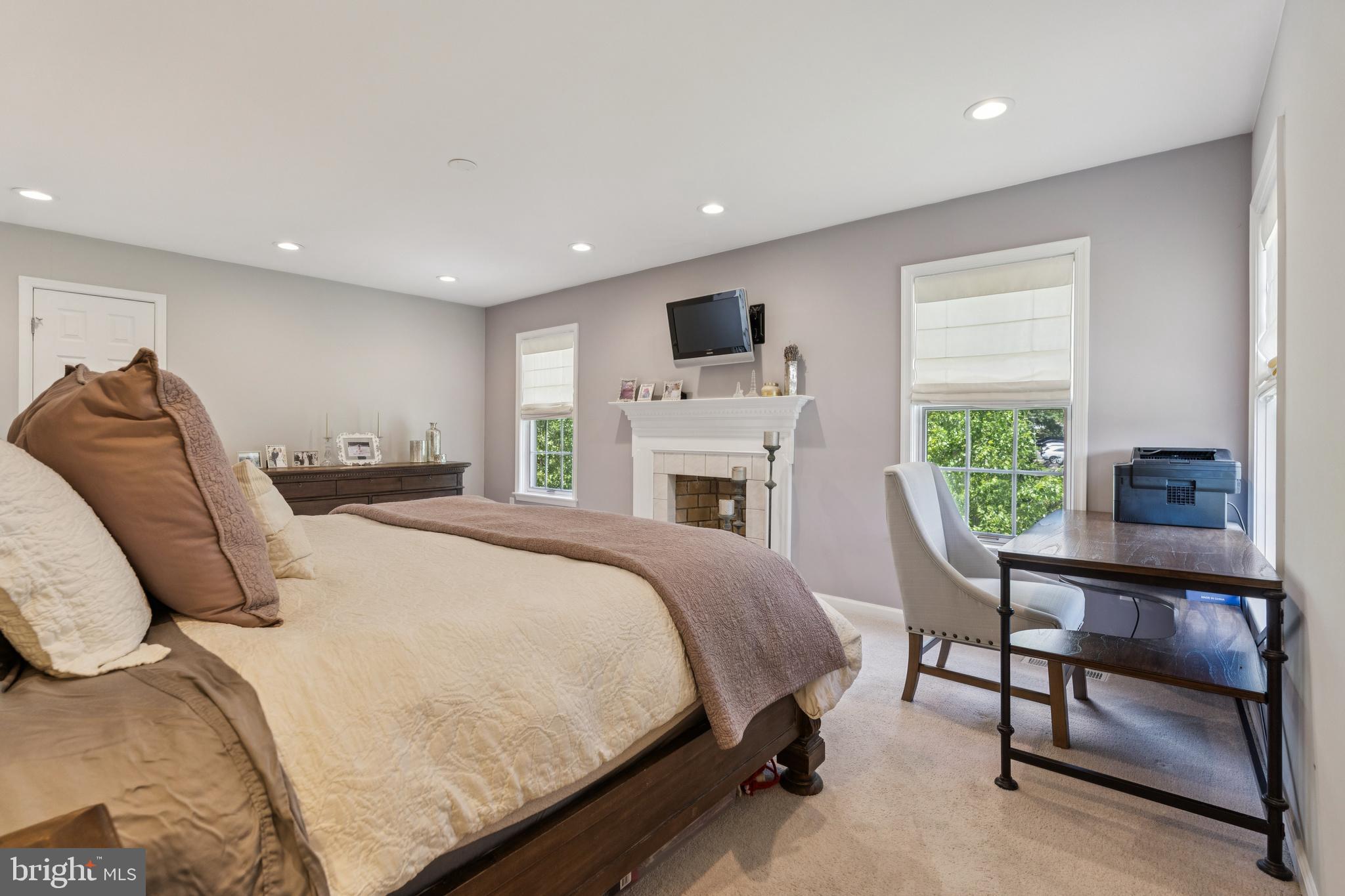 OAK RIDGE - Residential