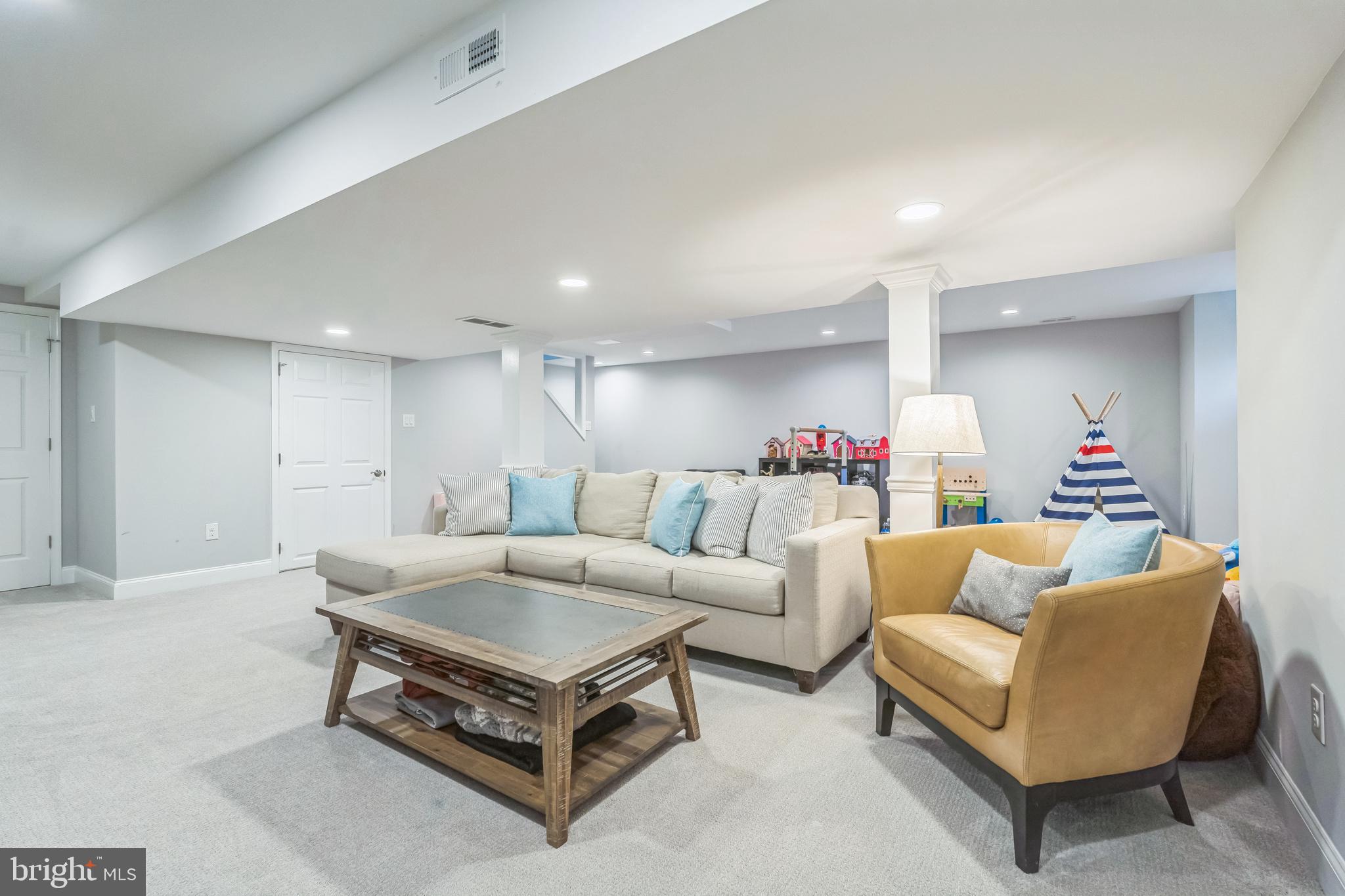 OAK RIDGE - Residential