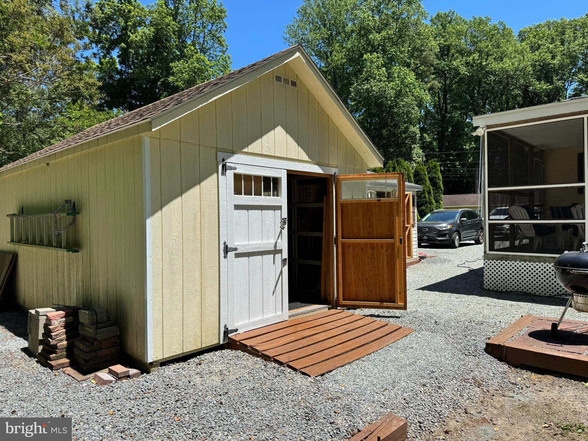 23310 BOAT DOCK DR E
