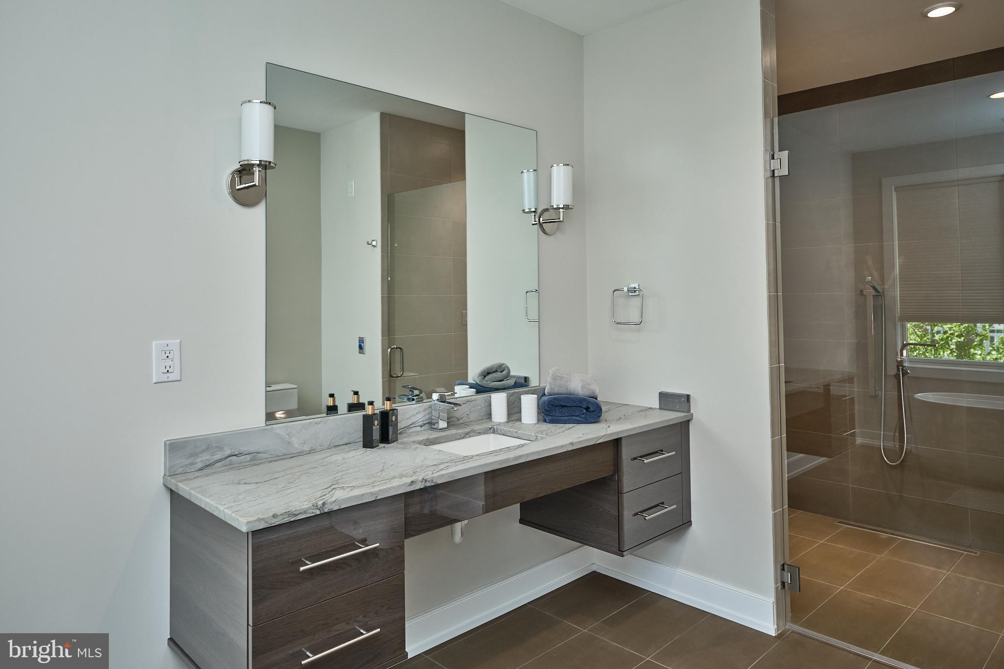 RABBIT RUN CREEK - Residential