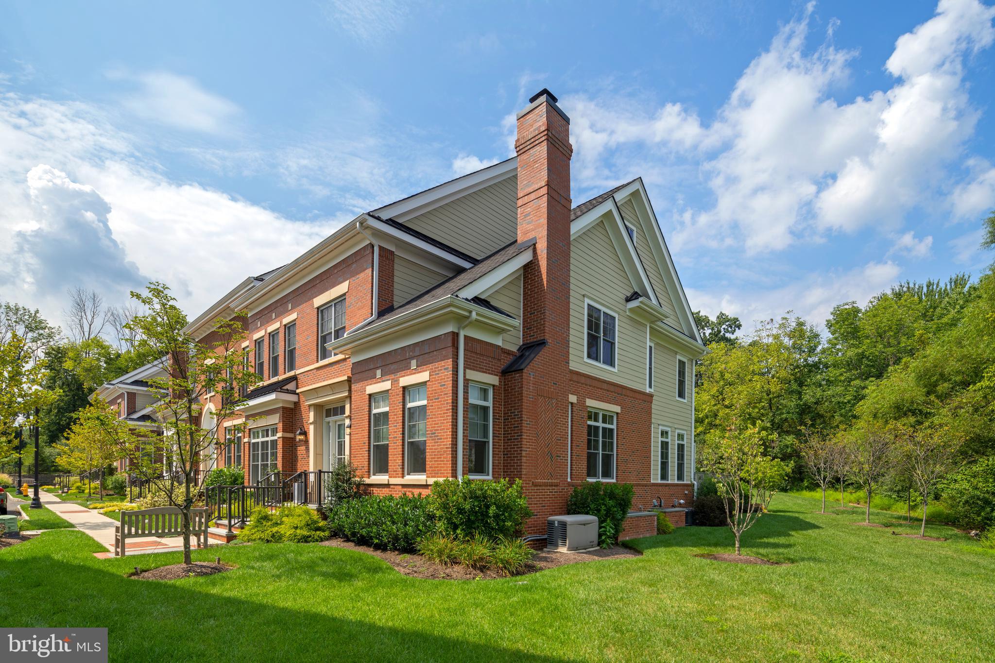 RABBIT RUN CREEK - Residential