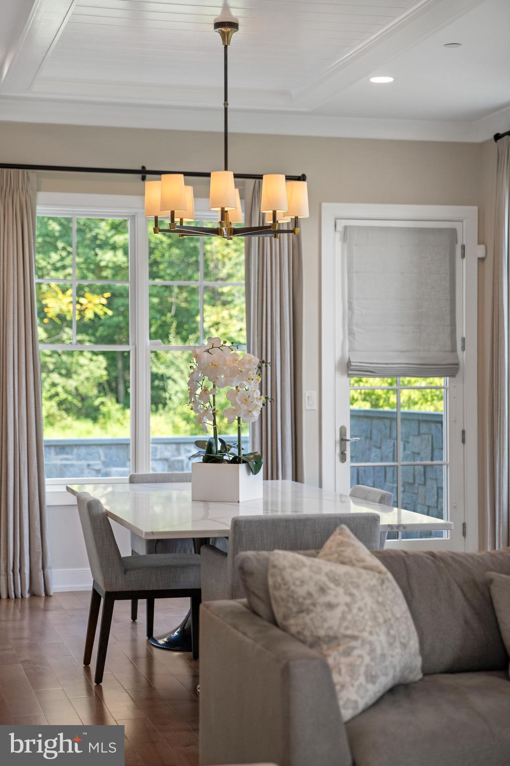 RABBIT RUN CREEK - Residential