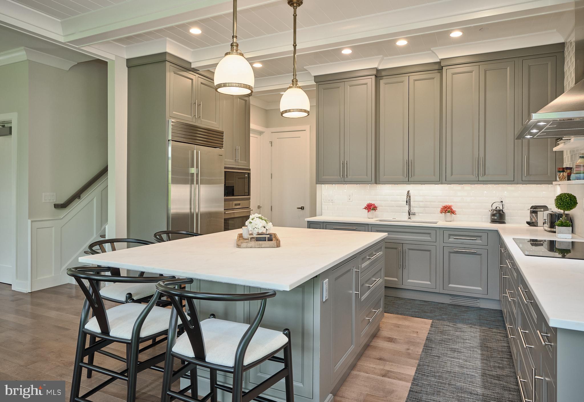 RABBIT RUN CREEK - Residential