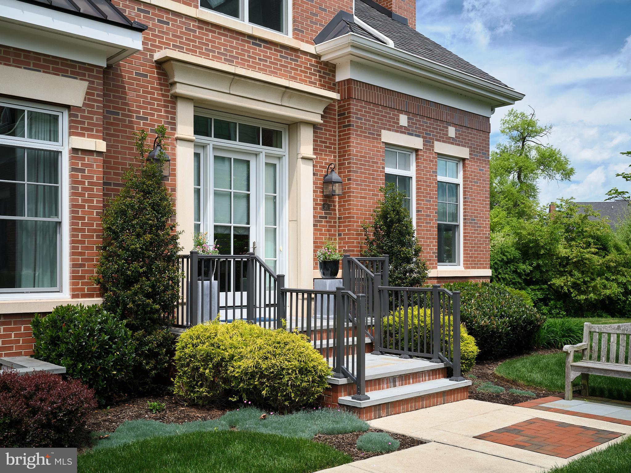 RABBIT RUN CREEK - Residential