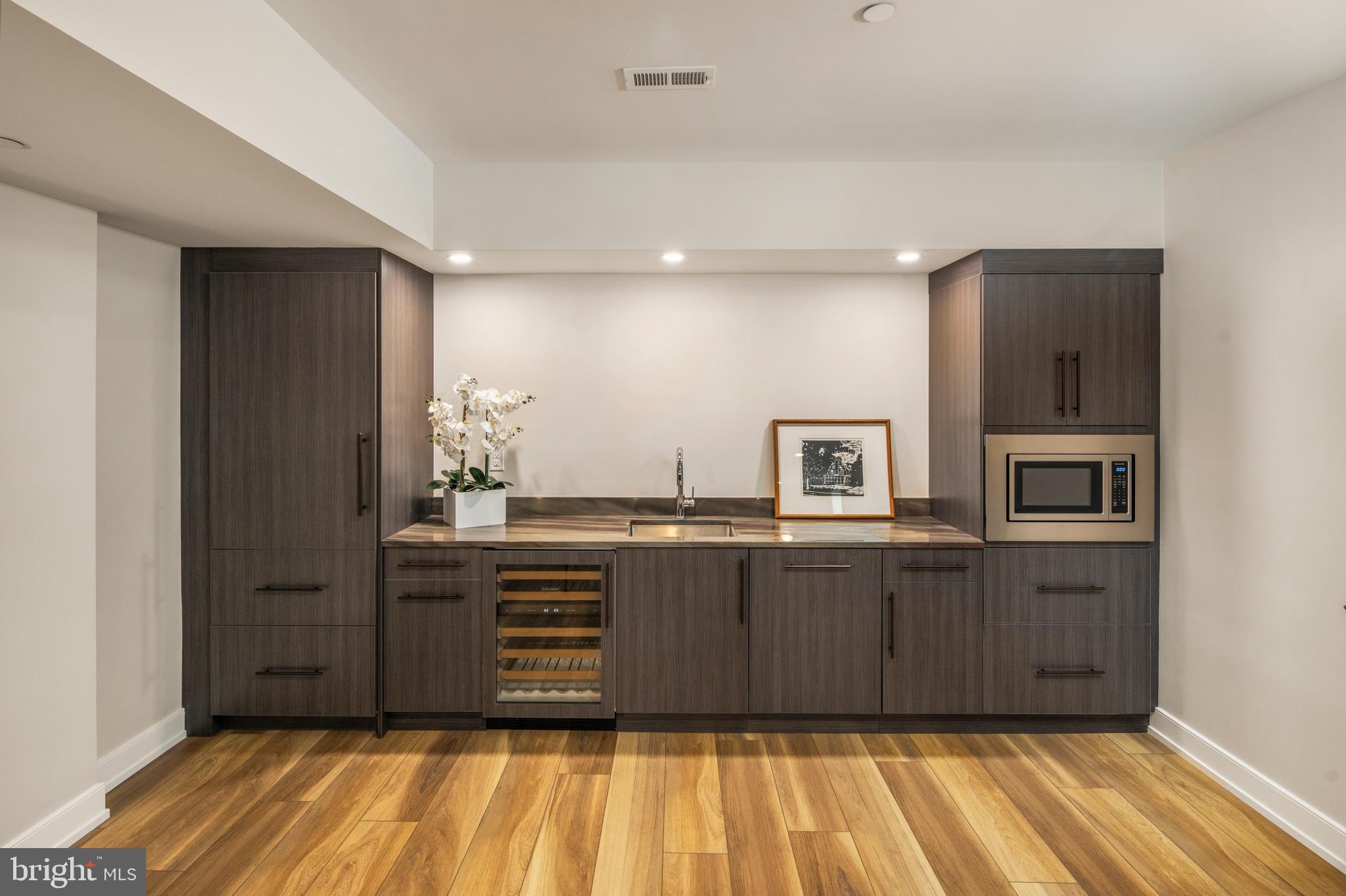 RABBIT RUN CREEK - Residential