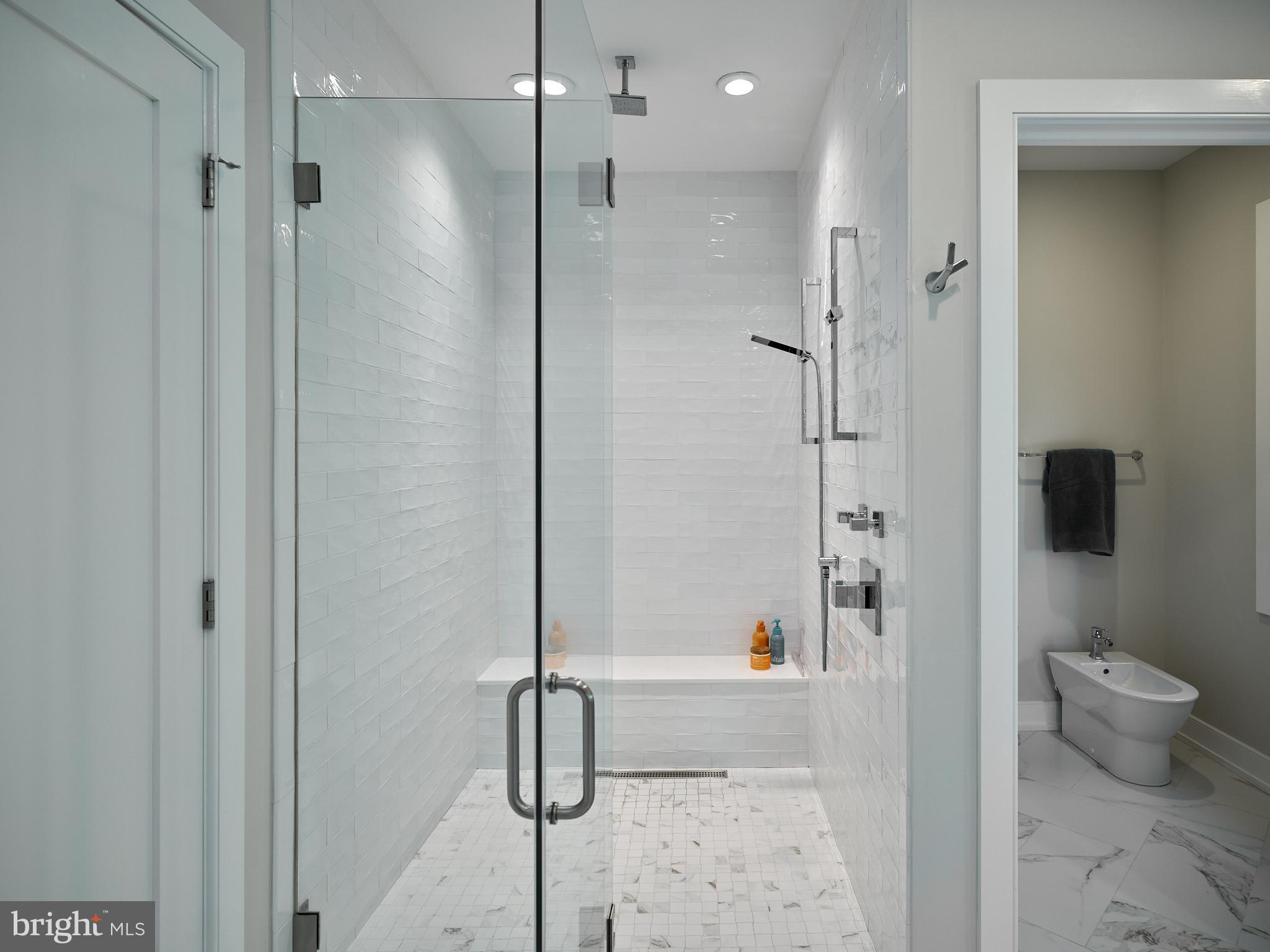 RABBIT RUN CREEK - Residential