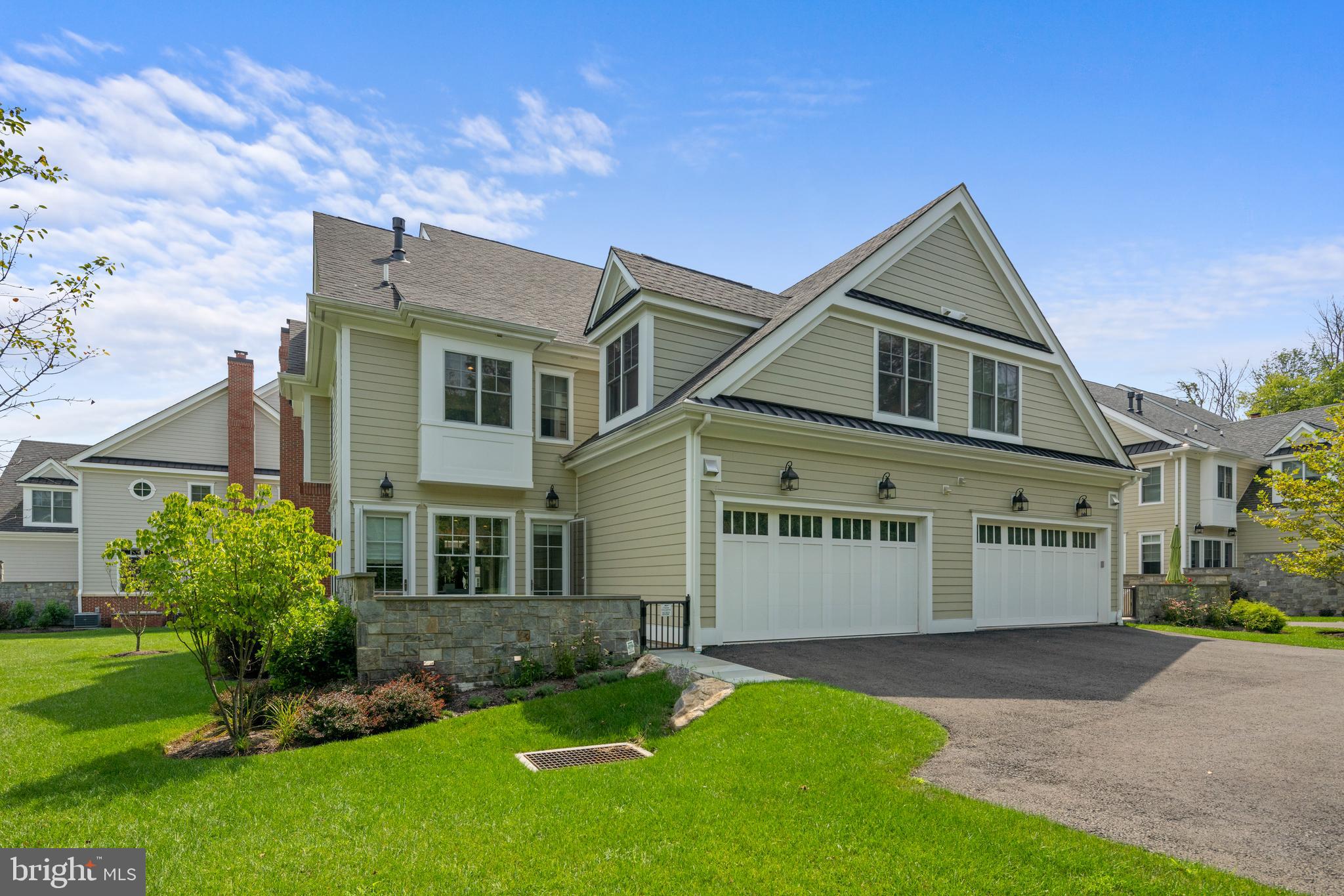 RABBIT RUN CREEK - Residential