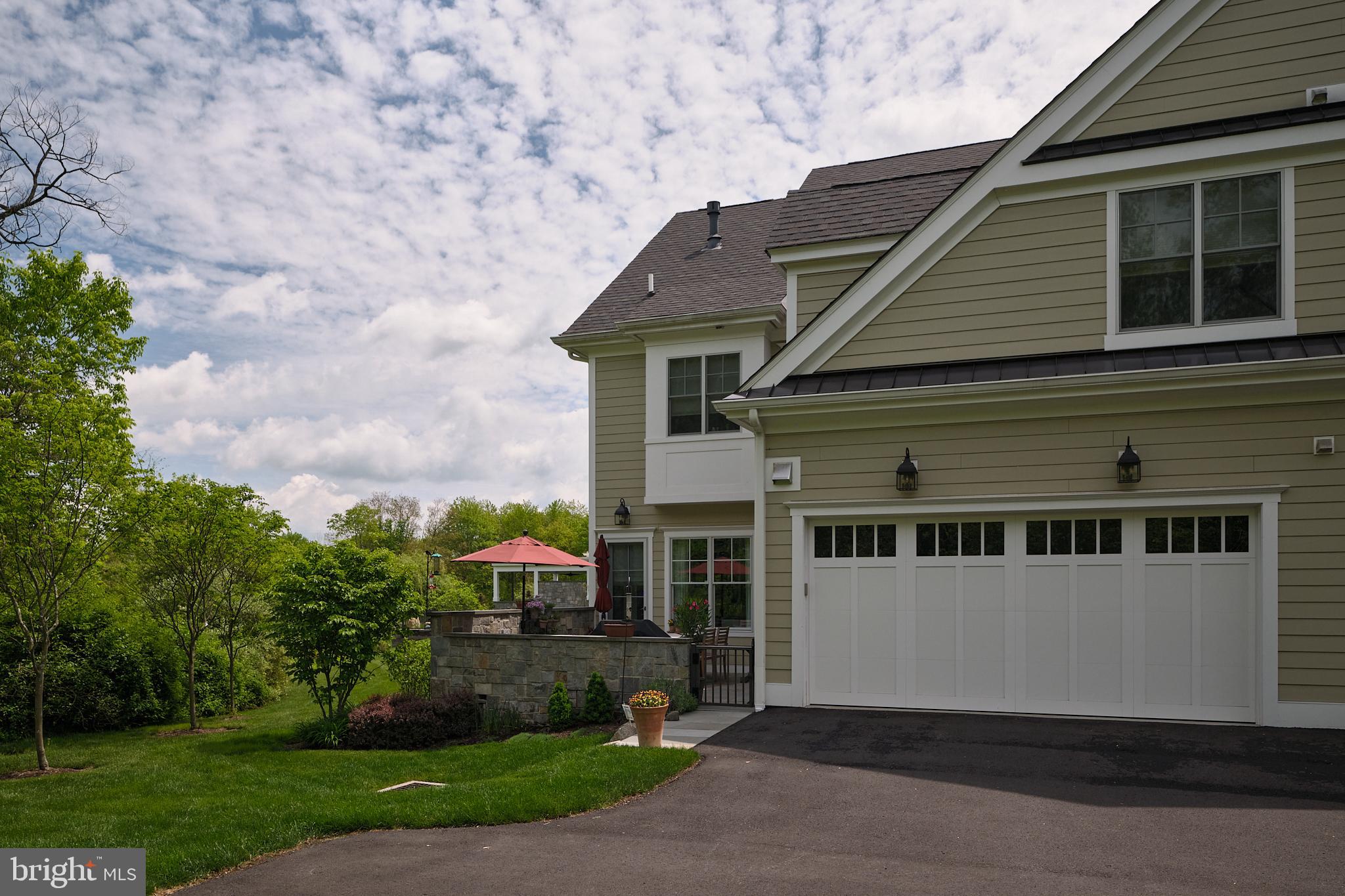 RABBIT RUN CREEK - Residential