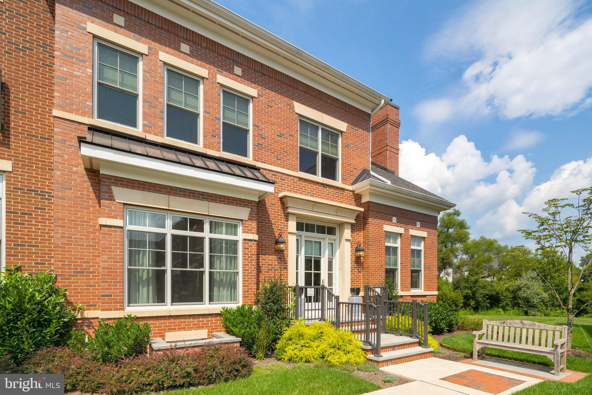 RABBIT RUN CREEK - Residential