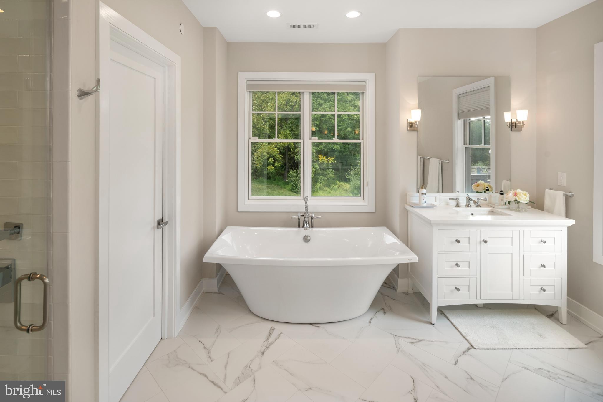 RABBIT RUN CREEK - Residential