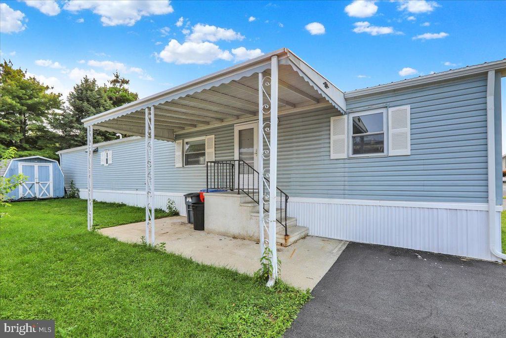 Photo of 1002 Heath Avenue, READING, PA 19605 (MLS # PABK2062730)