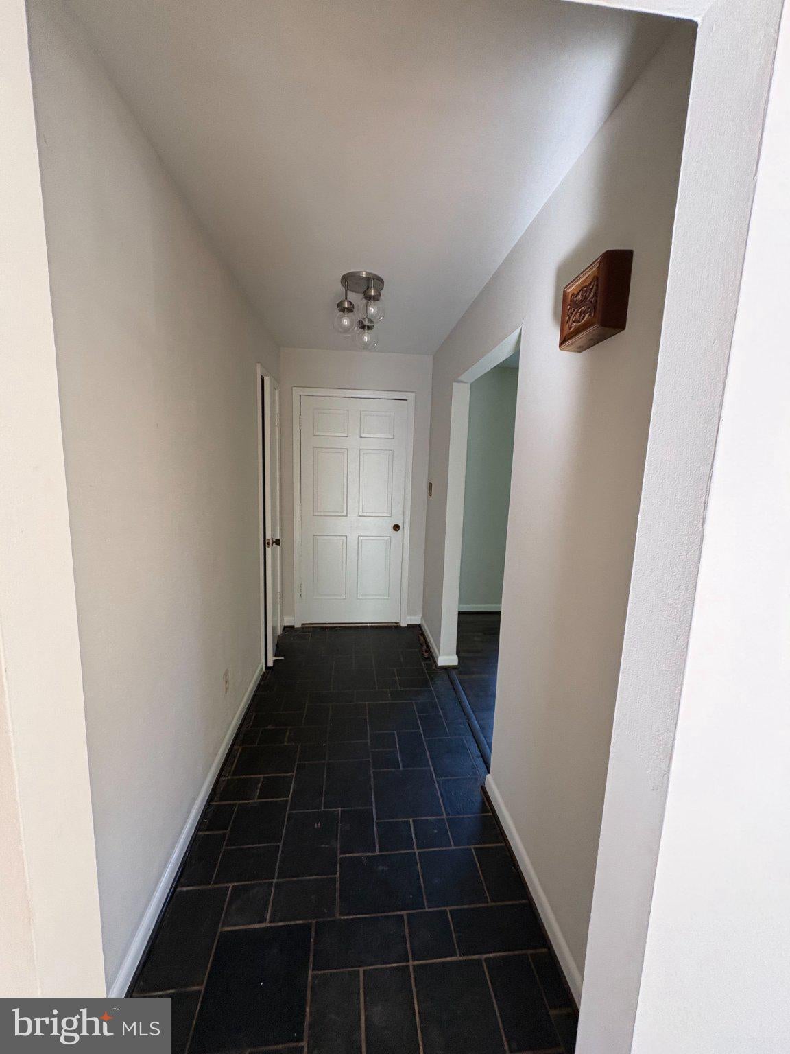 3605 SANDERS LANE