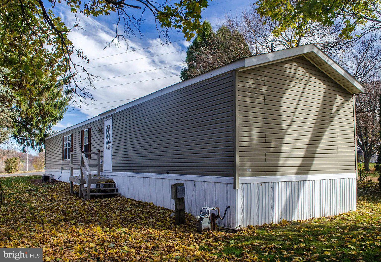 109 RAIN DOVE DRIVE