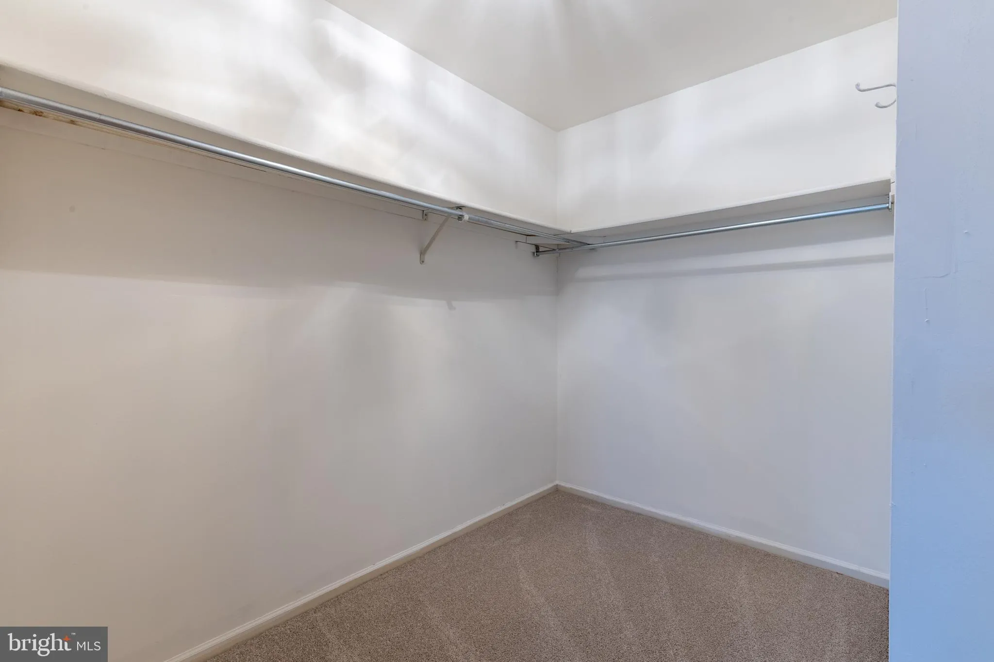 Greenville, Delaware 19807, United States, 4 Bedrooms Bedrooms, ,3 BathroomsBathrooms,Residential,Pending,104667