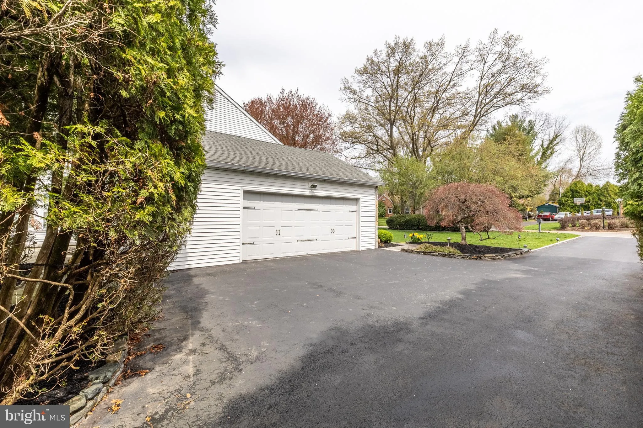 Greenville, Delaware 19807, United States, 4 Bedrooms Bedrooms, ,3 BathroomsBathrooms,Residential,Pending,104667