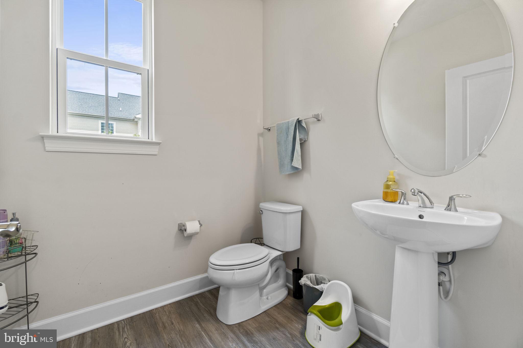 WINDSOR HILL - Residential