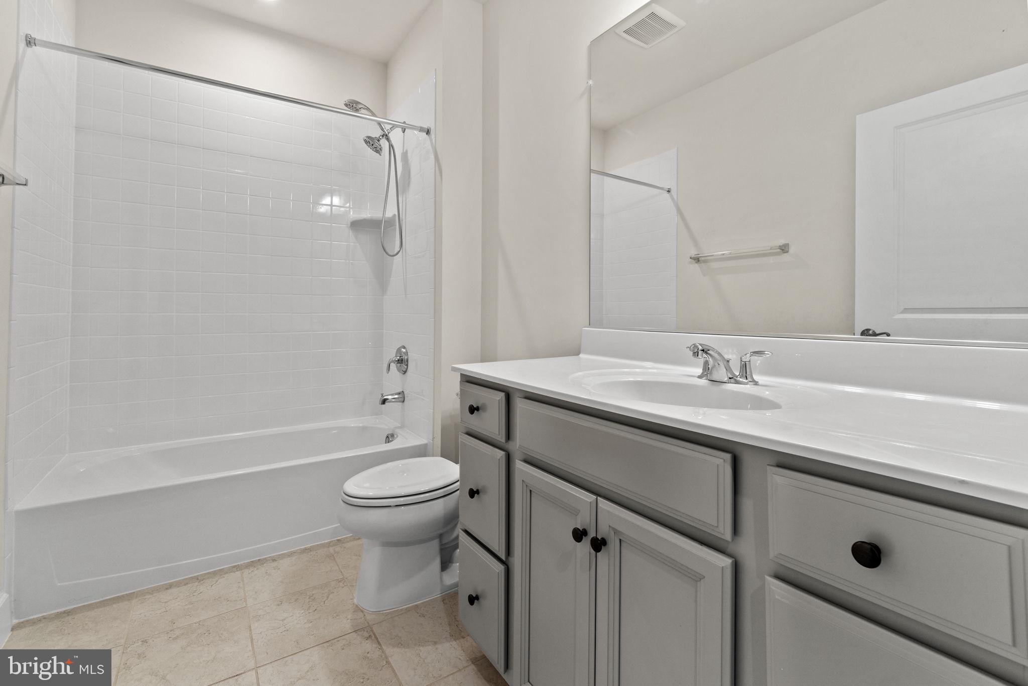 WINDSOR HILL - Residential