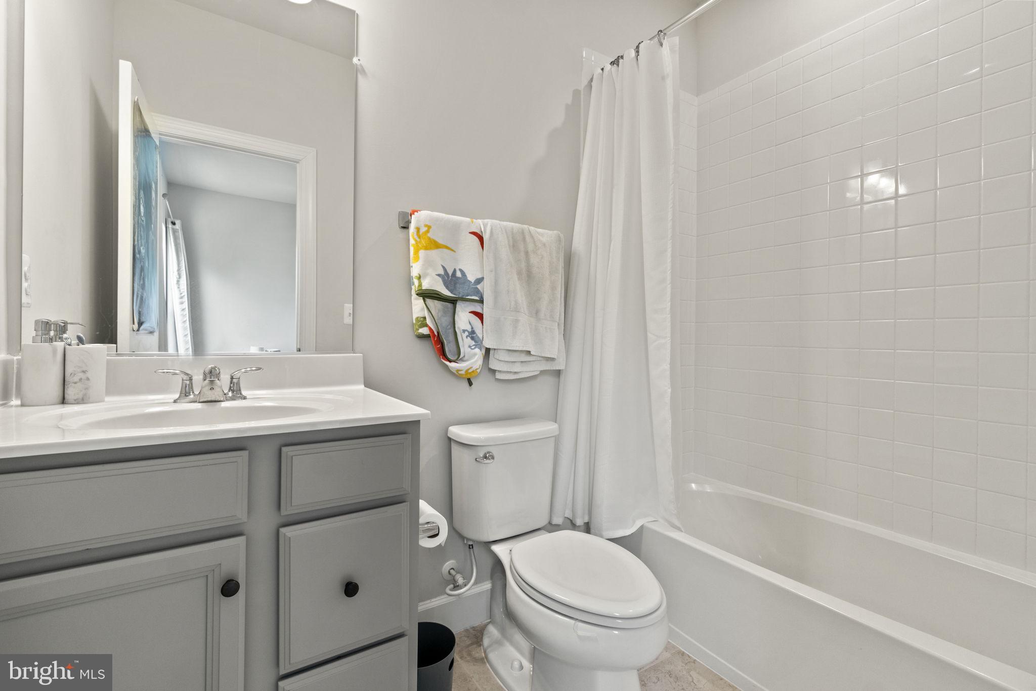 WINDSOR HILL - Residential