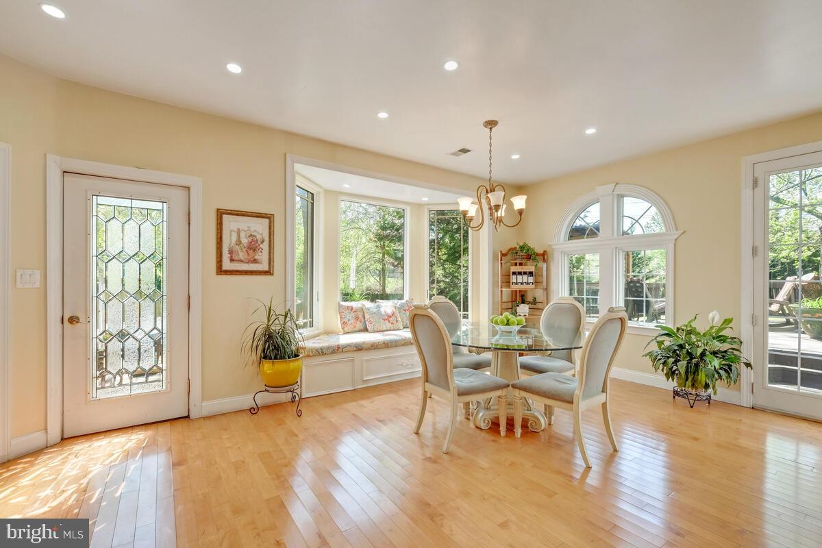 REGENCY ESTATES - Residential