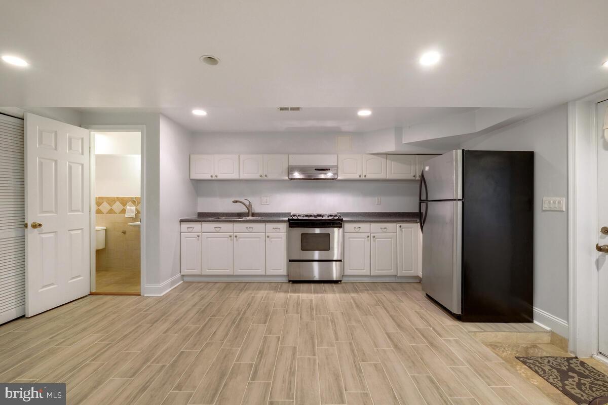 REGENCY ESTATES - Residential