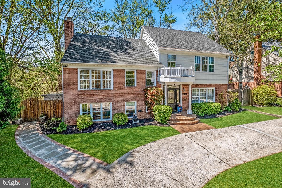 REGENCY ESTATES - Residential