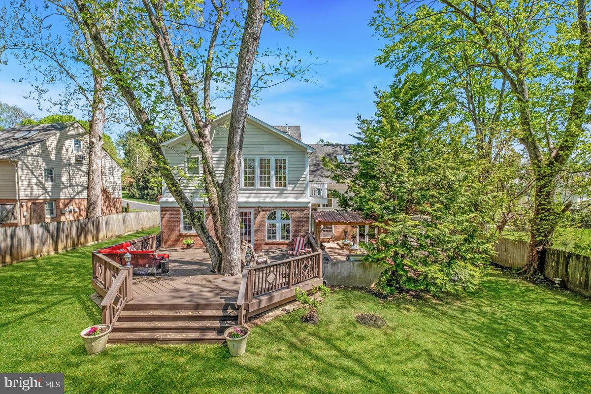 REGENCY ESTATES - Residential