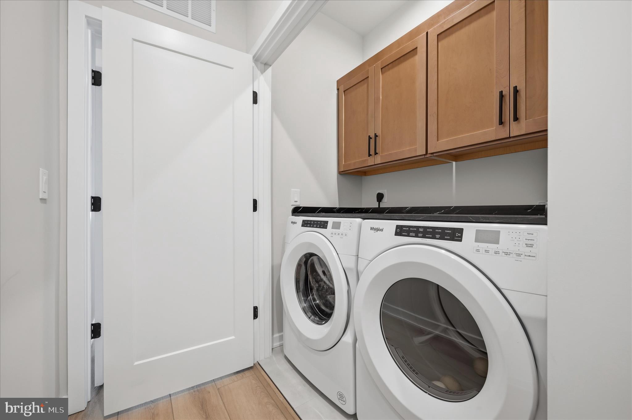 COMMONWEALTH PLACE AT WESTFIELDS - Residential