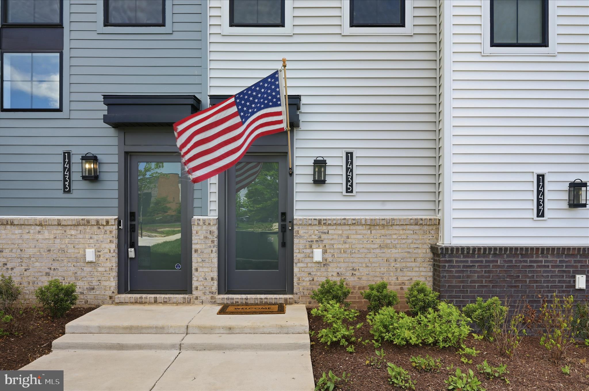 COMMONWEALTH PLACE AT WESTFIELDS - Residential