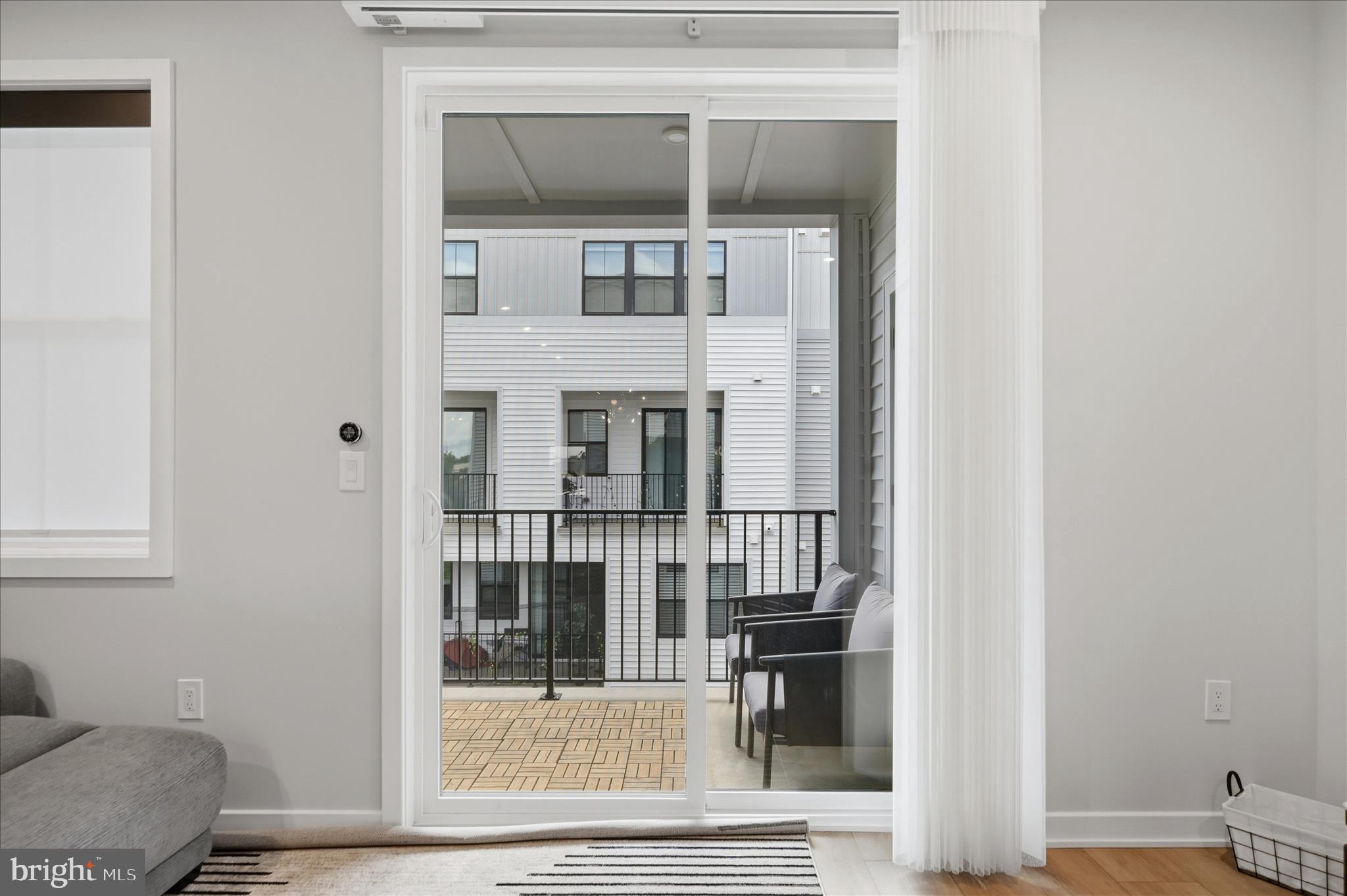 COMMONWEALTH PLACE AT WESTFIELDS - Residential