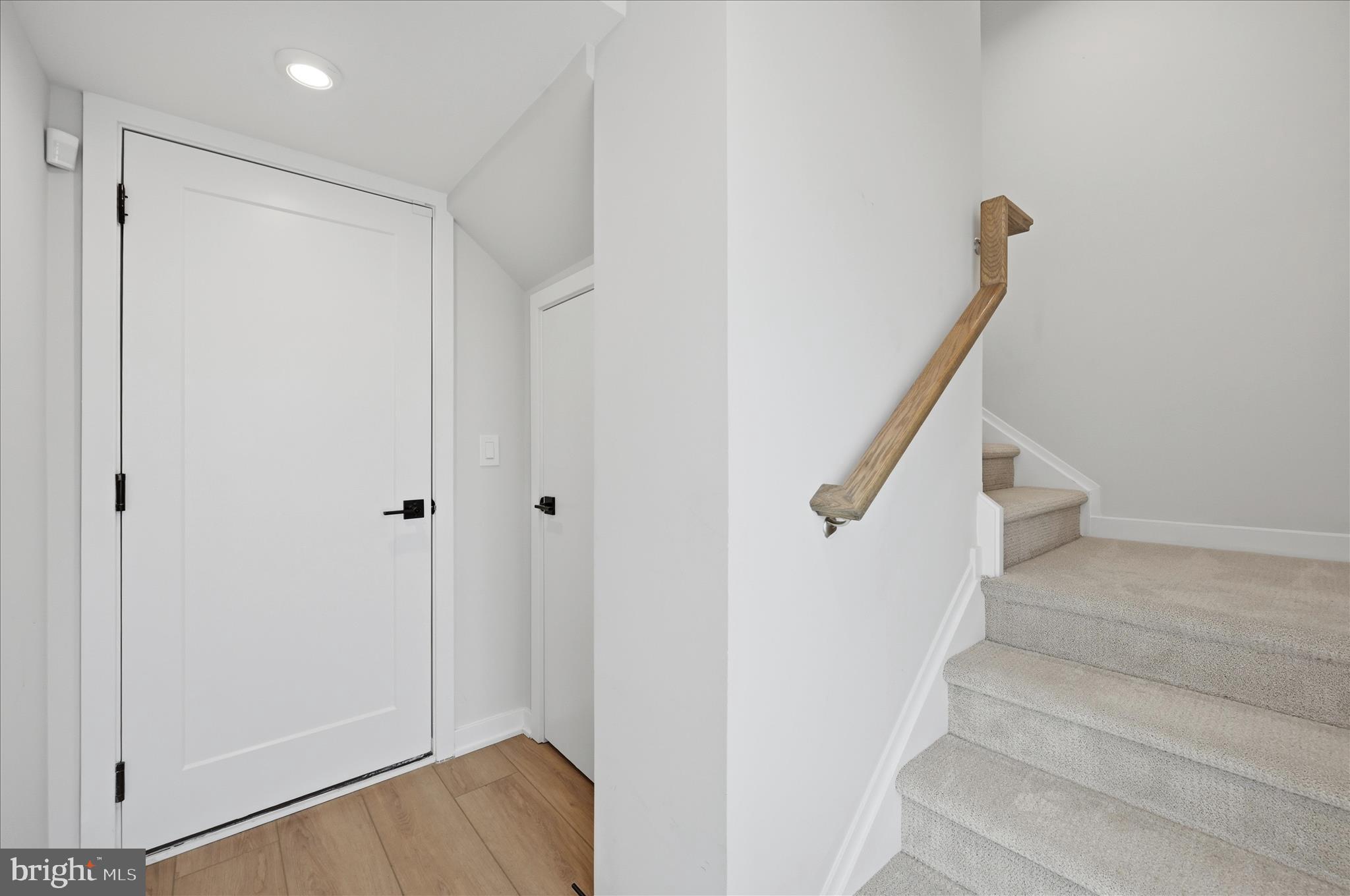 COMMONWEALTH PLACE AT WESTFIELDS - Residential