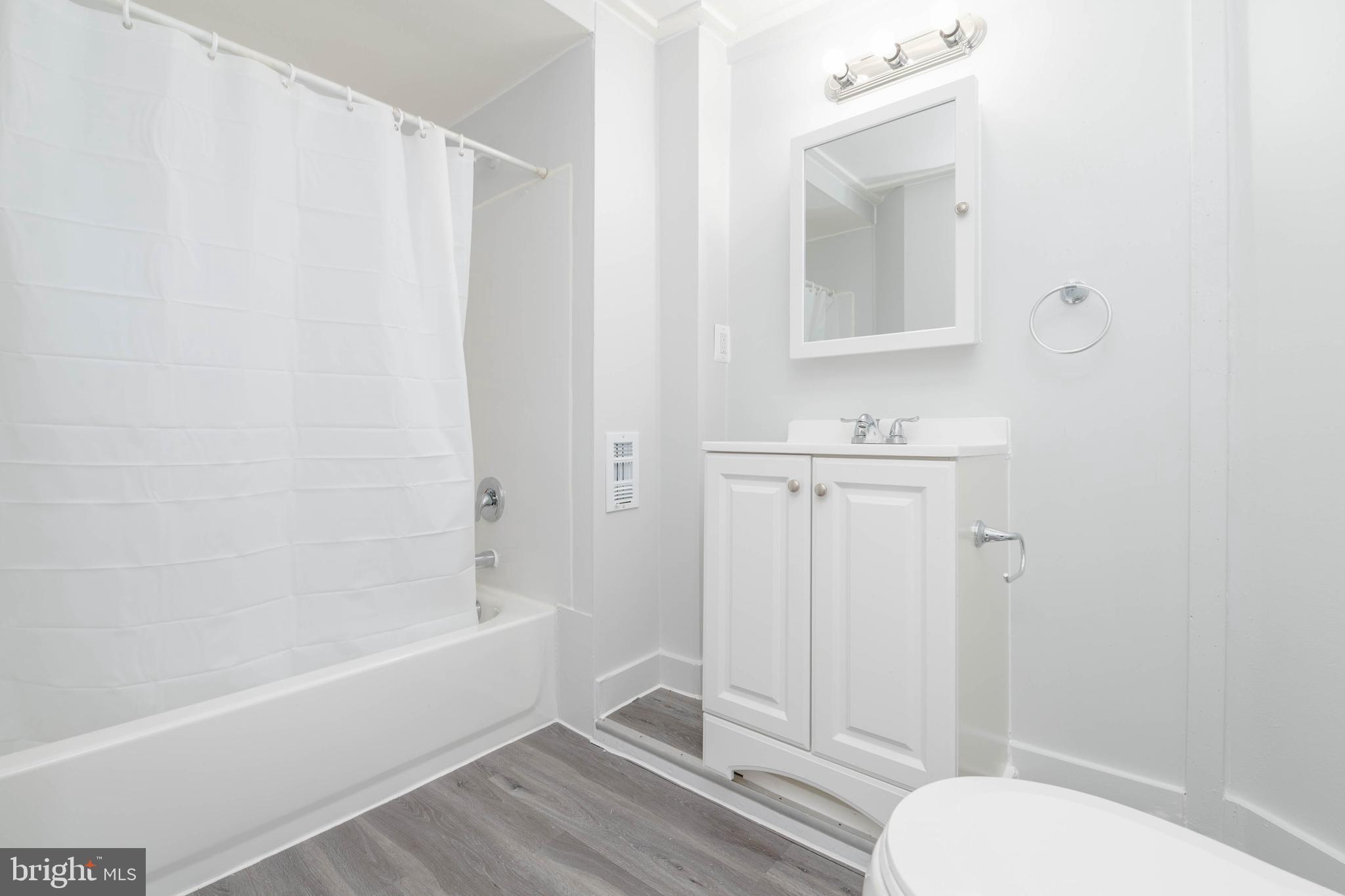 HIGHLANDTOWN - Residential