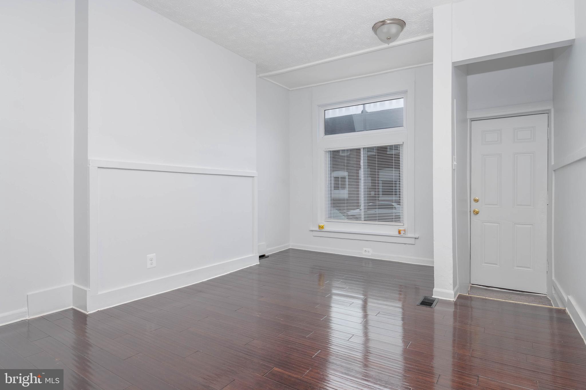 HIGHLANDTOWN - Residential