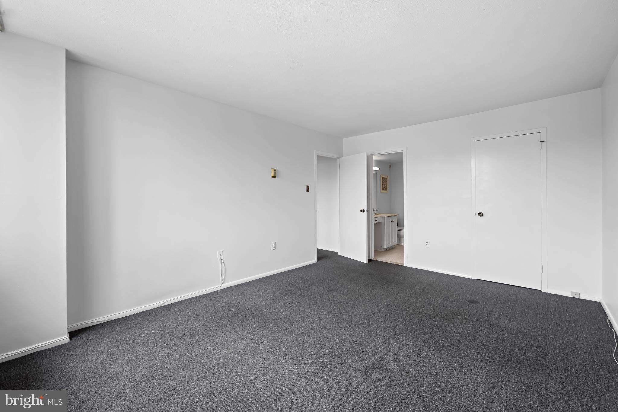 CHARLES VILLAGE - Residential Lease