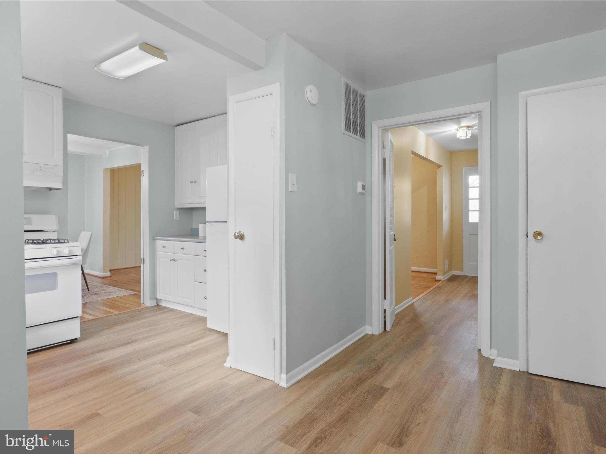 BEL PRE WOODS - Residential