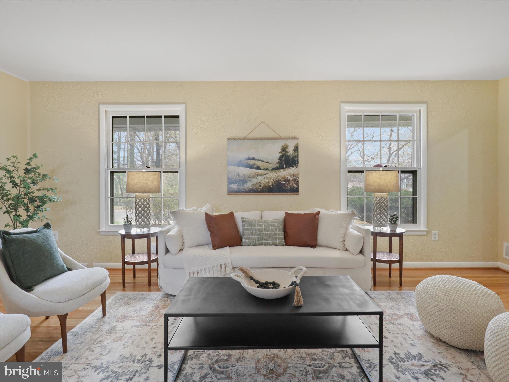 BEL PRE WOODS - Residential