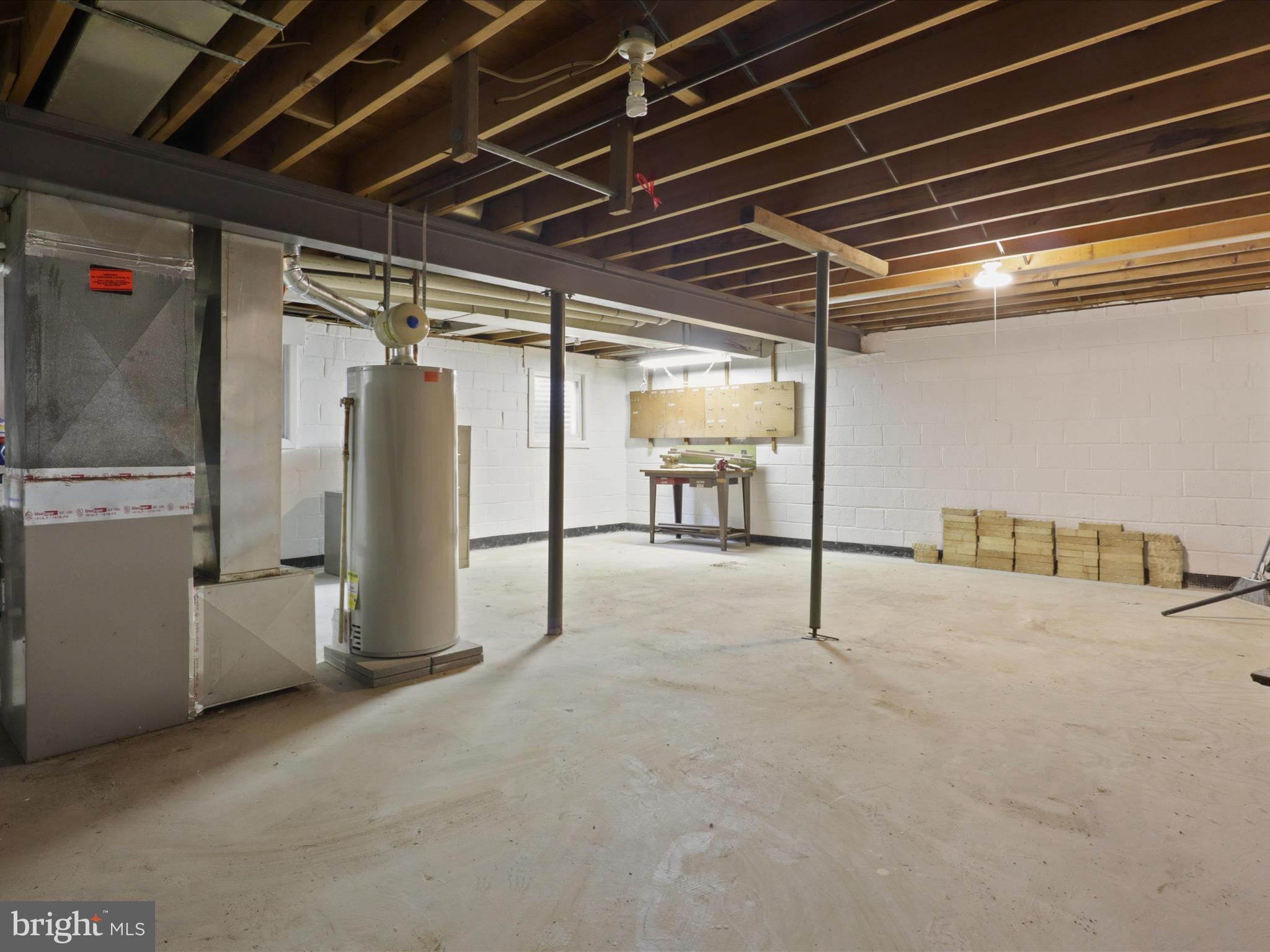 BEL PRE WOODS - Residential