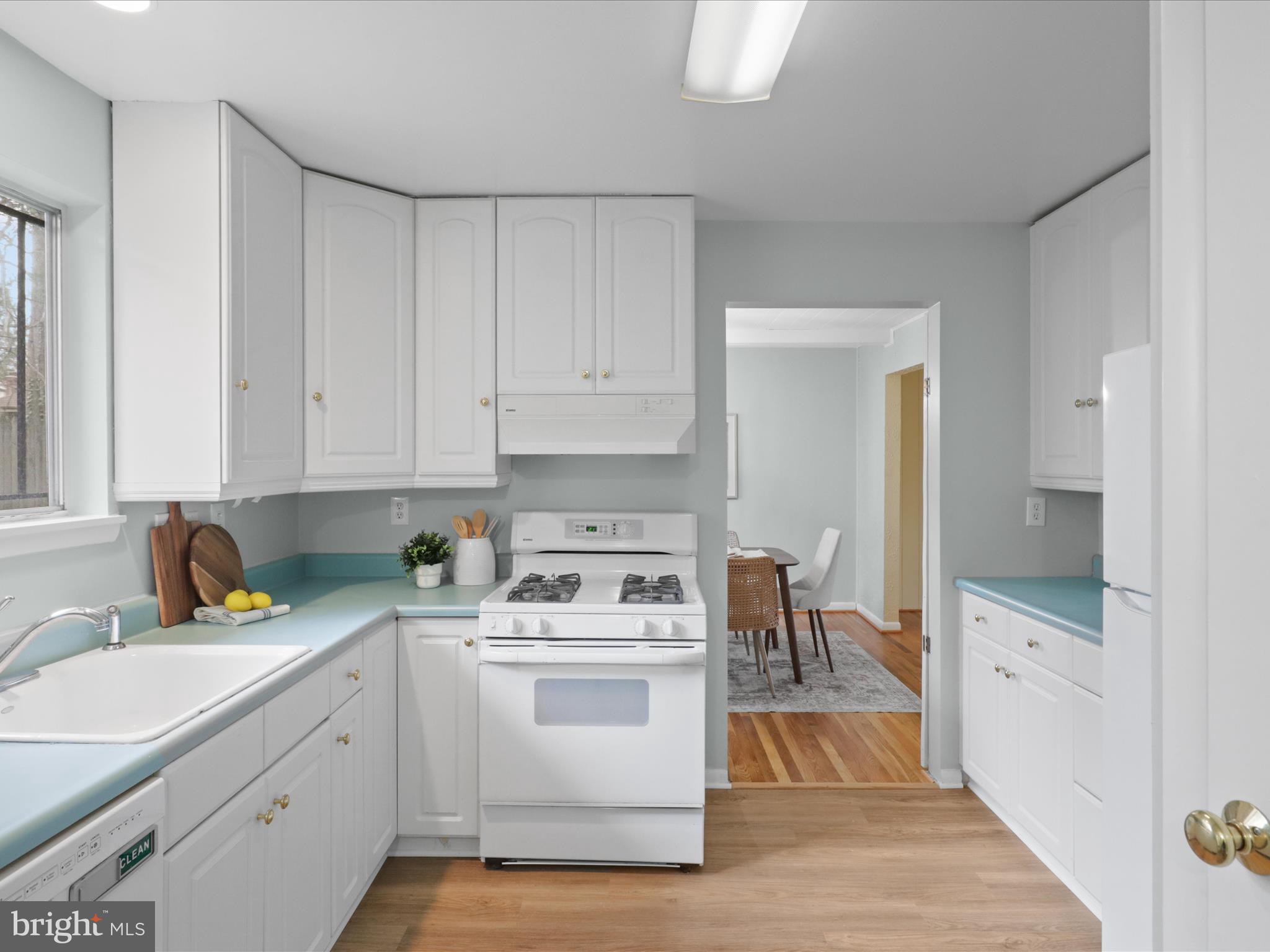 BEL PRE WOODS - Residential