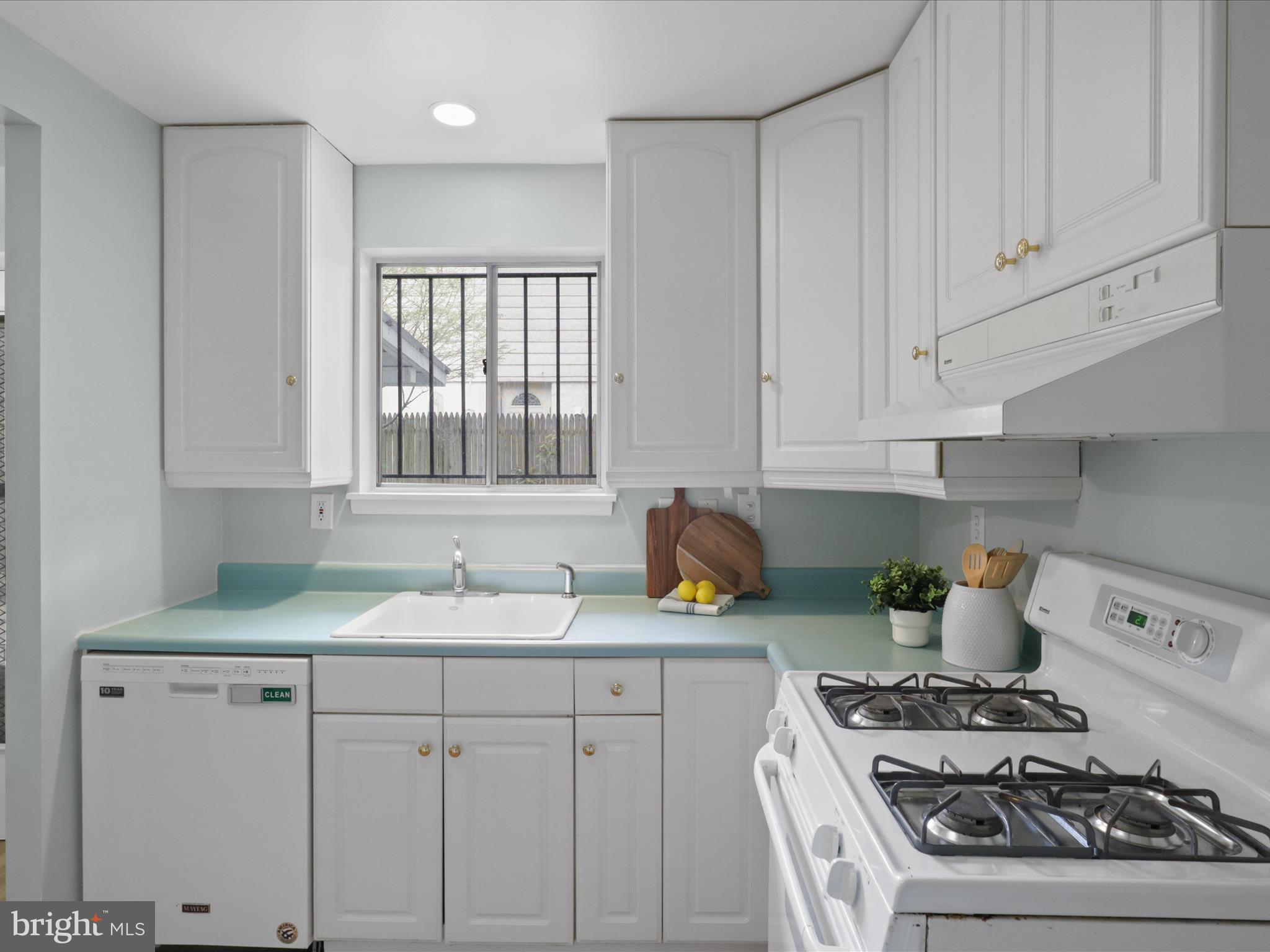 BEL PRE WOODS - Residential