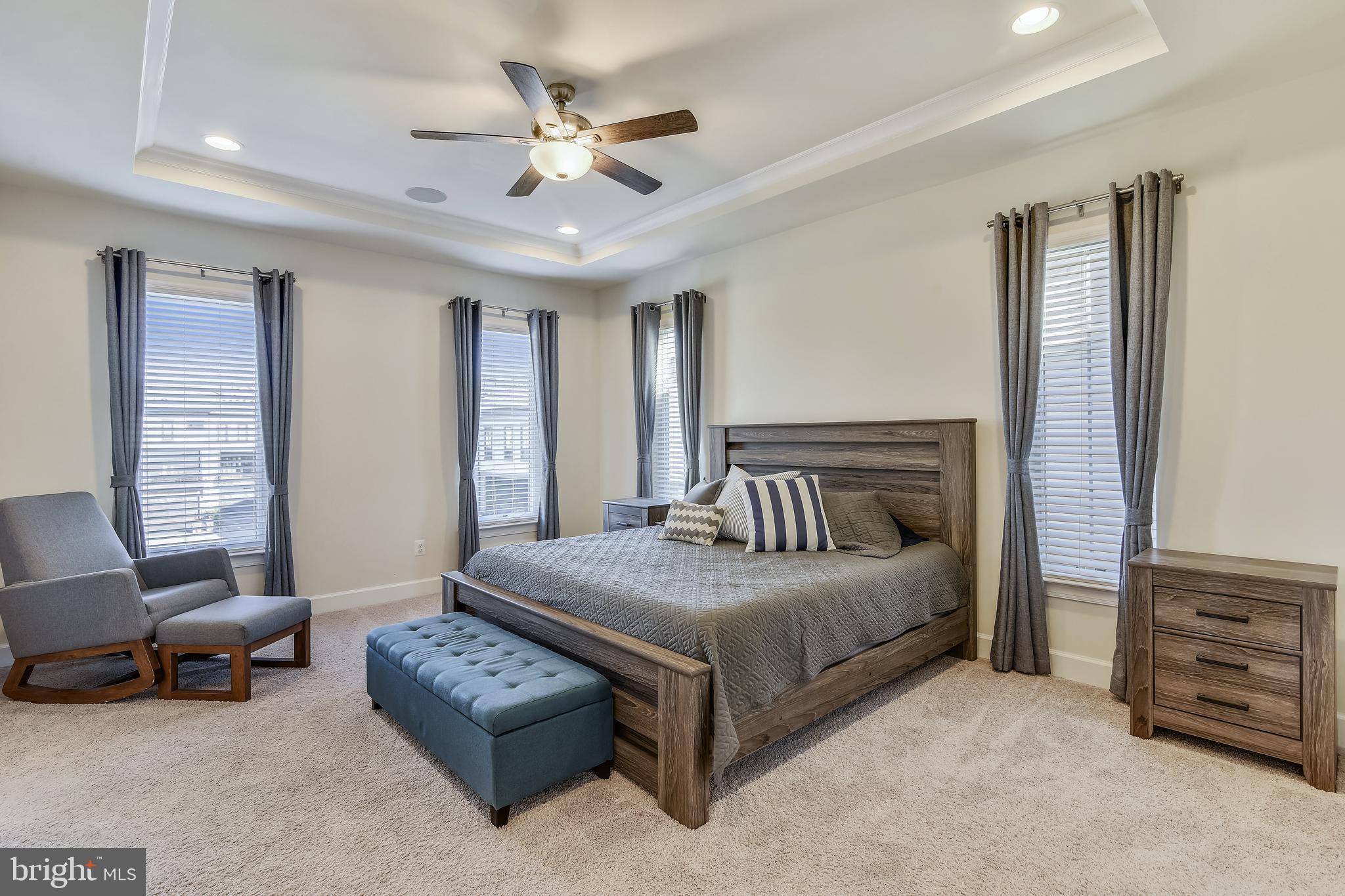 ONE LOUDOUN - Residential