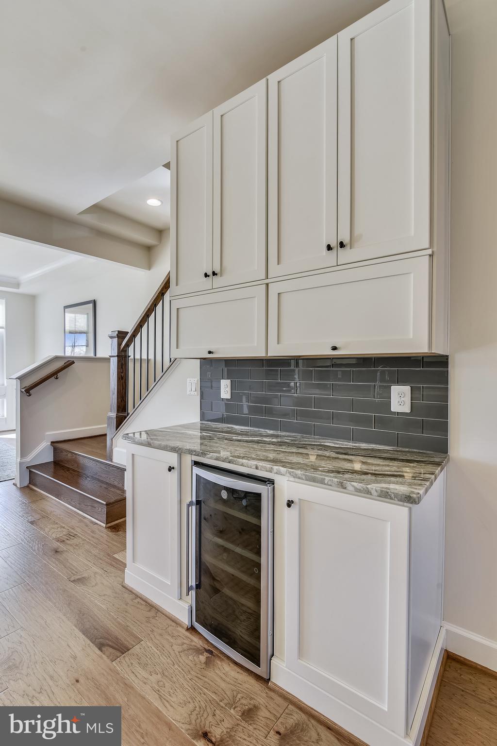 ONE LOUDOUN - Residential